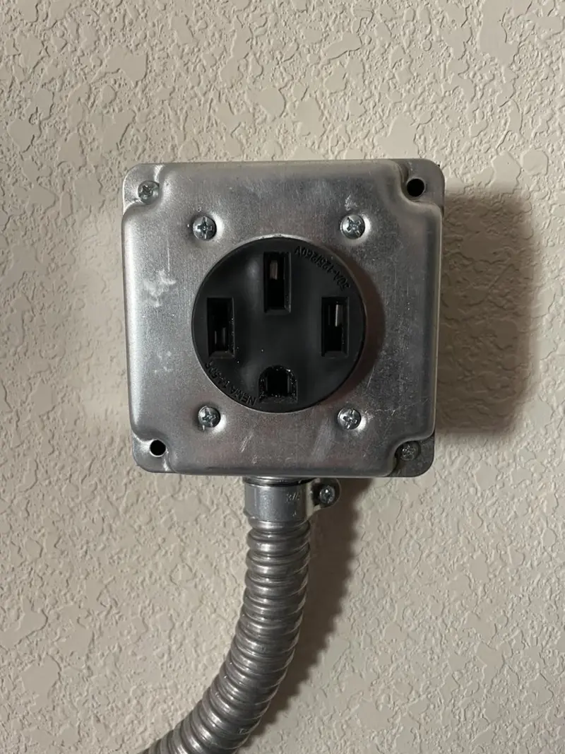 NEMA 14-50 outlet installed for Electrical Panel Upgrade in Lake Los Angeles